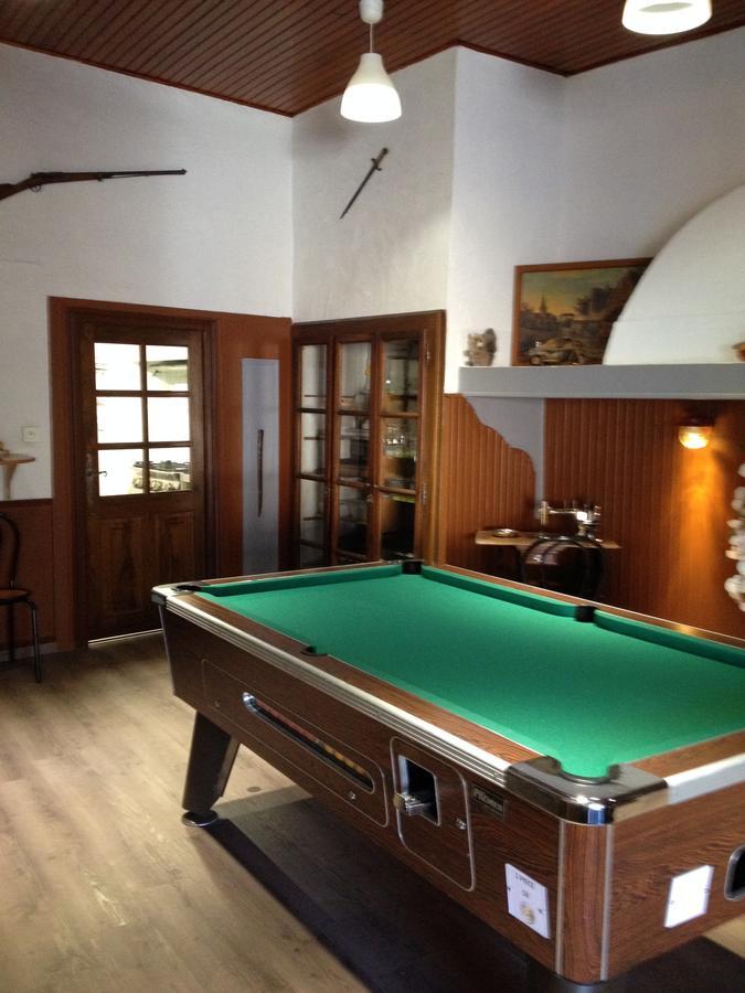Bar Hotel De La Place Mezel ภายนอก รูปภาพ