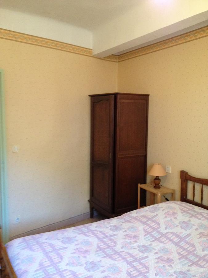 Bar Hotel De La Place Mezel ภายนอก รูปภาพ